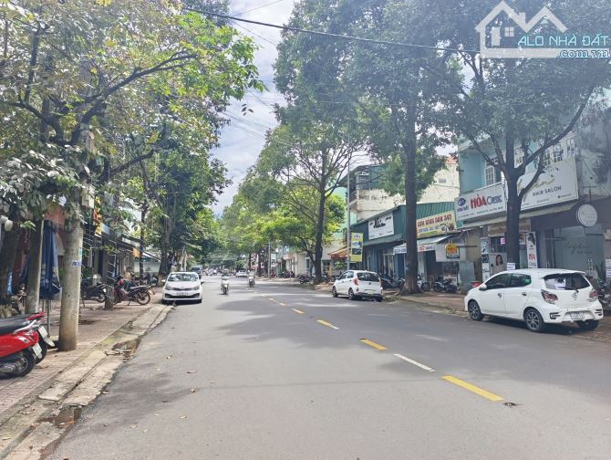 BÁN  LÔ ĐẤT 265,5M2 THỔ CƯ 100% GÓC 2 MẶT TIỀN ĐƯỜNG HOÀNG DIỆU, KHU PHỐ CỔ - TP. BUÔN MA