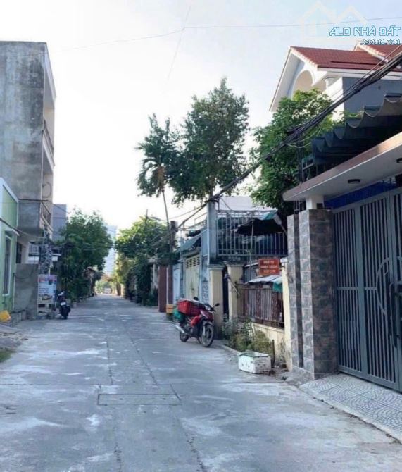CẦN BÁN GẤP- NHÀ MẶT TIỀN PHAN VĂN ĐỊNH- DT 143M2- NGANG 5M- LIÊN CHIỂU- NHỈNH 5TỶ.