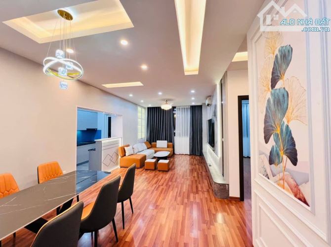 Bán chung cư 143 Hạ Đình, Hạ Đình Tower, Thanh xuân, 118m, 3pn, 2 wc, 2 logia, 8.5tỷ