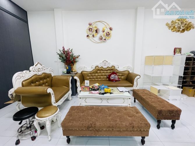 Bán nhà Tây Hồ Âu Cơ DT 52m2, 7 tầng thang máy, thiết kê hiện đại, ở sướng