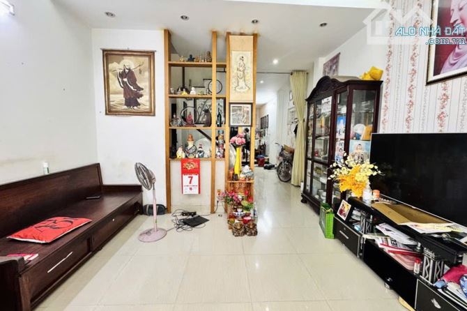 Bán nhà hẻm 3m, Bùi Thị Xuân, Tân Bình, 63 m² (4.5m x 13.5m), 2 tầng - Giá 7.5 tỷ TL