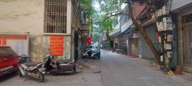Bán Nhà Tô Vĩnh Diện – Lô Góc 3 Mặt Ngõ Ô Tô Tránh. Vỉa Hè DT 98M2, MT 9.4m. Giá 33 Tỷ.