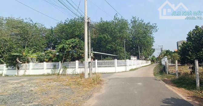 BÁN GẤP LÔ GÓC TP.HCM CỰC HIẾM-SAU CHỢ