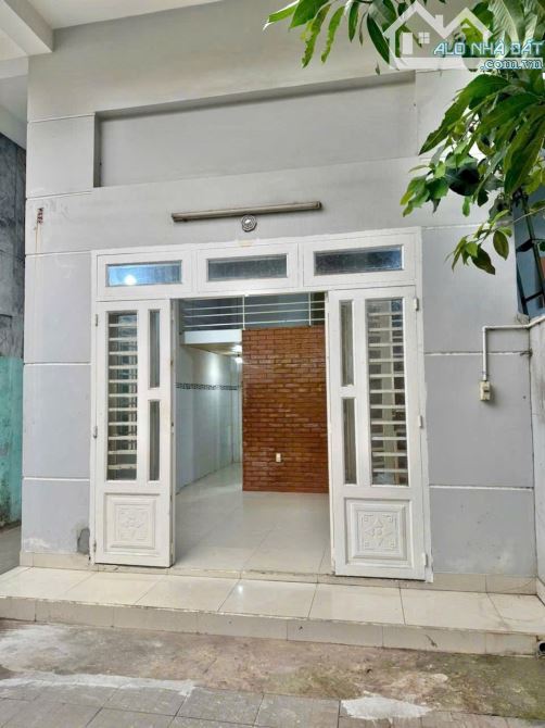 Nhà trệt lửng lầu hẻm 1/ đường số 8 P.Linh Trung sát đường Hoàng Diệu 2