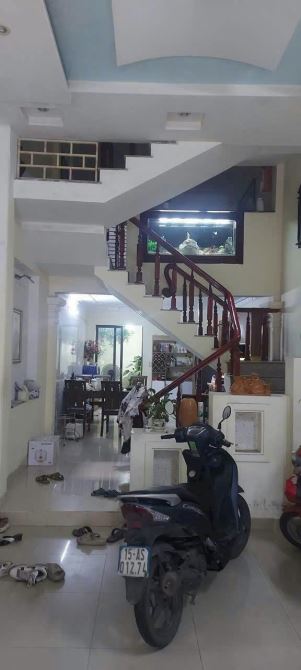 Bán căn nhà Mặt Đường Kiều Sơn, vị trí đẹp