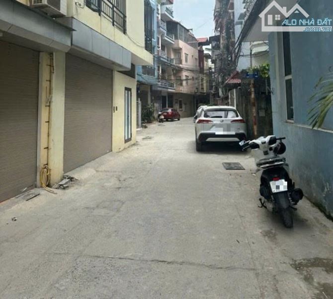 NHÀ TÂY MỖ 45M-ĐƯỜNG Ô TÔ TRÁNH - SỔ PHÂN LÔ - NHÀ ĐẸP DÂN XÂY Ở LUÔN. CÓ GARA ĐỂ Ô TÔ.