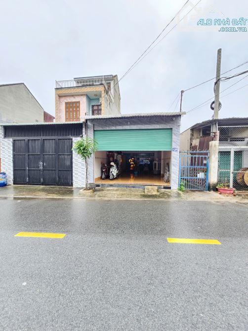 Bán nhà cấp 4 (5x21m), mặt tiền Nguyễn Đức Thiệu p.Dĩ An, đang thuê 7tr/th