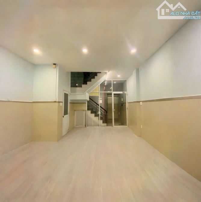 Bán nhà Tân Bình đường Trần Văn Quang 4 tầng 40m2 HXH chỉ 5,67 tỷ