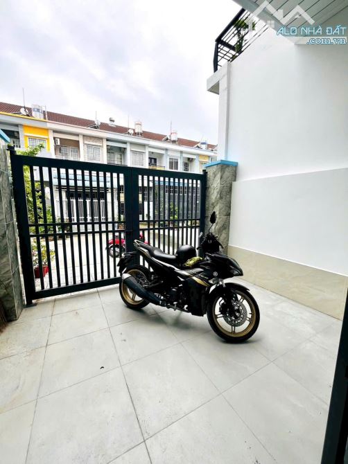 CHO THUÊ NHÀ TRỆT LỬNG LẦU MỚI 100% - KDC CTY 8 - CÁI RĂNG - TP. CẦN THƠ - 3PN