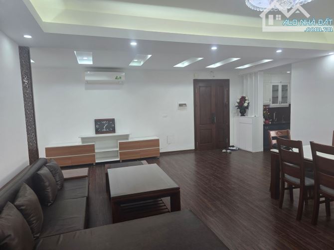 Bán chung cư Trần Phú - Hà Đông - 132m2 - 3 PN - Giá 7,9 tỷ