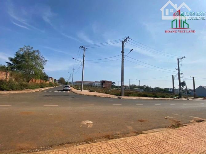 BÁN LÔ GÓC 2 MẶT TIỀN KĐG LÊ VỤ. DT: 7,7x15M. GIÁ: 8,2 TỶ