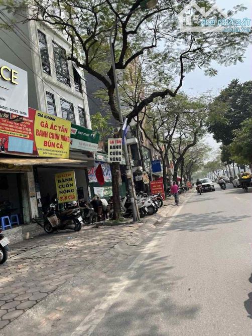 PHỐ ĐỊNH CÔNG THƯỢNG, DT 65M2, NHÀ MỚI, THANG MÁY,  5TẦNG, MT4.3M GIÁ 14. TỶ.