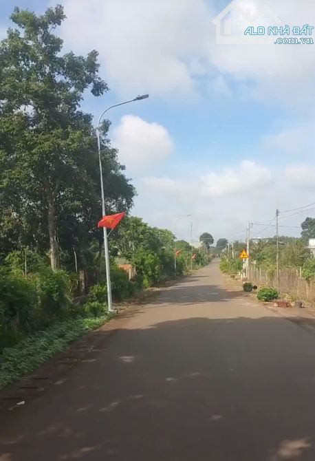 Bán lô đất nền Hàng 2, Làng 1 mặt tiền nhựa xã Bình Giã, tp Hồ Chí Minh