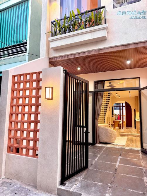 Nhà 3 tầng kiệt Đinh Tiên Hoàng - Hải Châu với giá 5ty hơn xí nhẹ