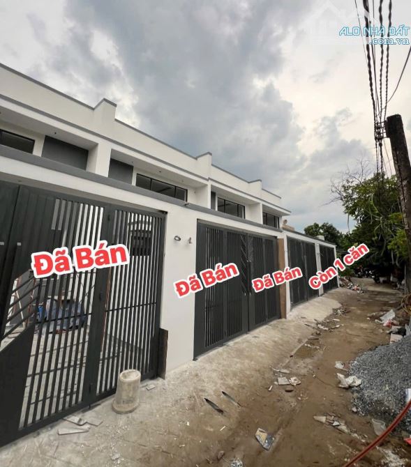 Chỉ 390tr nhận ngay nhà gác lửng đúc sân xe hơi ngay trường mầm non Thạnh Phú