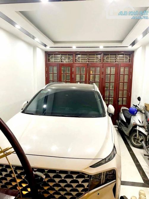Nhà đẹp Khuất Duy Tiến - Thanh Xuân.  👉Dt 55m. 5 tầng. Mặt tiền 4.2m. Giá hơn 17 tỷ