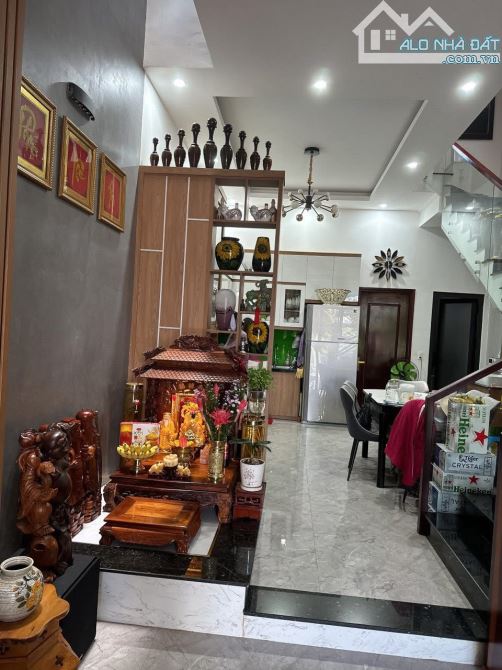 BÁN NHÀ 3 TẦNG KHU ĐẤU GIÁ HÀ HUY TẬP. DT: 5x16,5M. GIÁ: 7,2 TỶ
