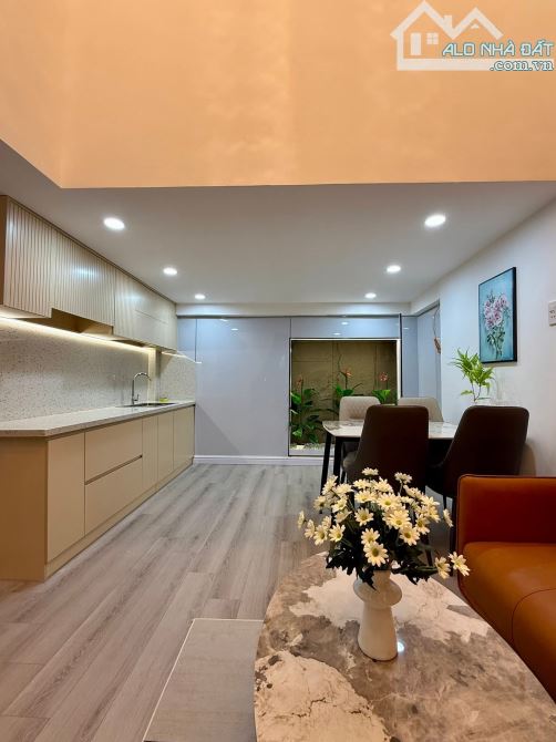 Nhà 2,5 tầng full nội thất cách đường chỉ vài bước chân kiệt Hàn Mặc Tử