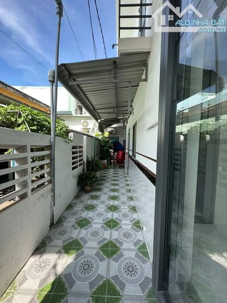 Nhà hẻm cạn 856 đường Trần Hưng Đạo - Quy Nhơn.