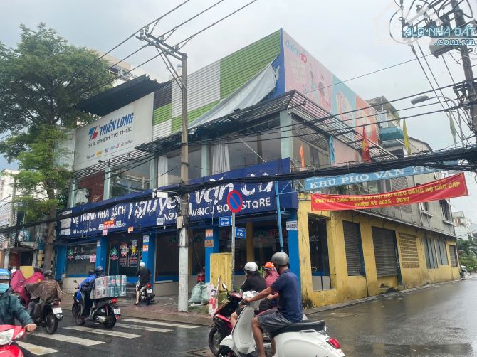 Cho Thuê Nhà GÓC 2MT 17x30m đường Âu Cơ quận Tân Phú