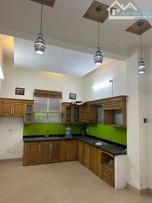 Cho cả nhà 04 tầng phố Lý Nam Đế, quận Hoàn Kiếm, an ninh cực tốt