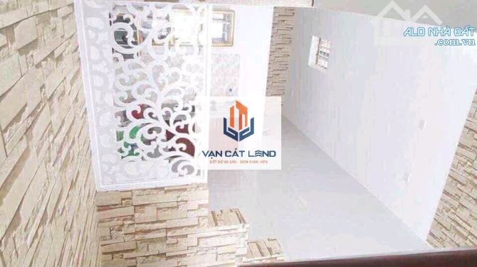 🏡 CHO THUÊ NHÀ 1 TRỆT 1 LẦU – HẺM Ô TÔ NGÔ ĐỨC KẾ, P.7 – 100M² – GIÁ 7TR/THÁNG