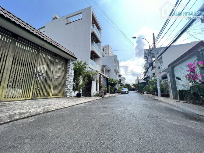 Hàng Đầu Tư Chốt ngay kẻo lỡ Nhà mặt tiền 105m2 ngang 5m ngay Đào Trinh Nhất Linh Tây 8.4T