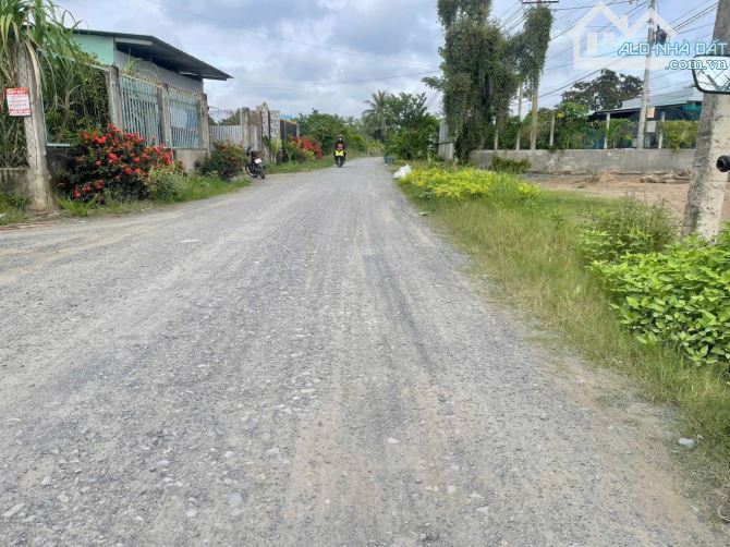 Bán đất 185m2, 400 triệu tại 838, Đông Thành, Đức Huệ, Long An