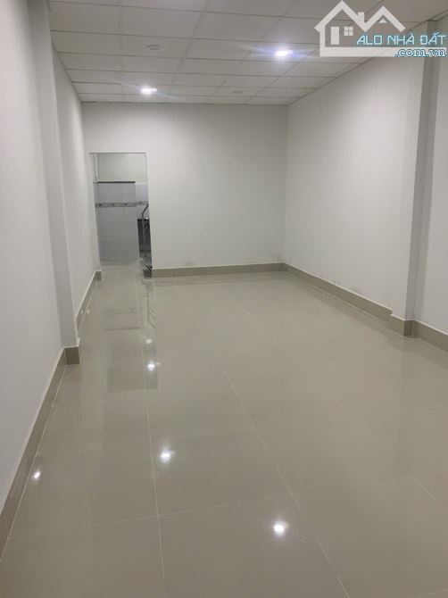 Nhà hẻm Trần Bình Trọng Q10, 39,1 m2 1 trệt 1 lầu giá 7.5 tỷ. SHR