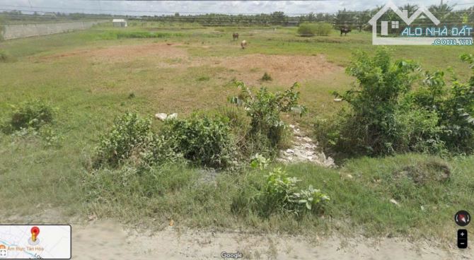 CHỦ NGỢP BÁN GẤP ĐẤT MẶT TIỀN ĐÁ XANH