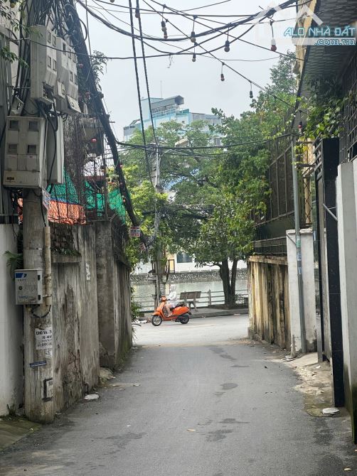 BÁN ĐẤT BỒ ĐỀ - 171.3M MT THỰC TẾ 17,35M - 15M RA HỒ - MẶT NGÕ Ô TÔ THÔNG