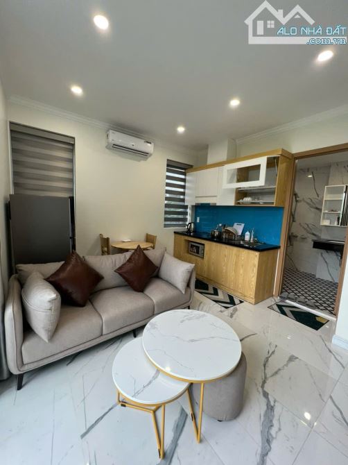 Cho thuê căn hộ 1 ngủ tách bếp giá 7.5tr tại KĐT Waterfront