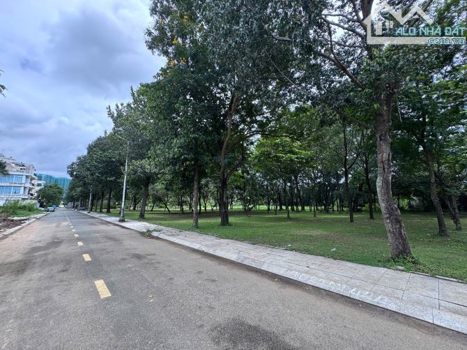 Lô đất Thạnh Mỹ Lợi đối diện công viên ngag 9m dài 23m giá chỉ 150tr/m