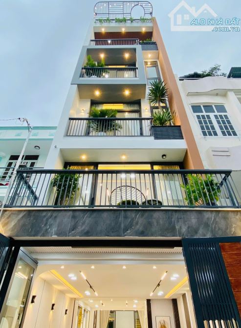 Bán nhà 59m2 Dương Quảng Hàm, Gò Vấp hẻm 5m, sổ riêng. Có dòng tiền 15tr/tháng