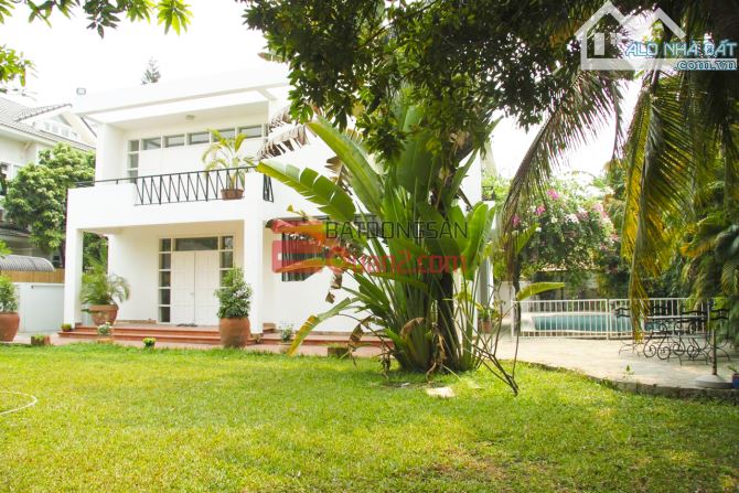 Cho thuê biệt thự sân vườn phường An Khánh Quận 2