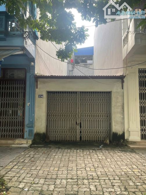 Bán nhà cấp 4 đường Trần Thánh Tông - chếch cổng trường Chu Văn An, vị trí kinh doanh
