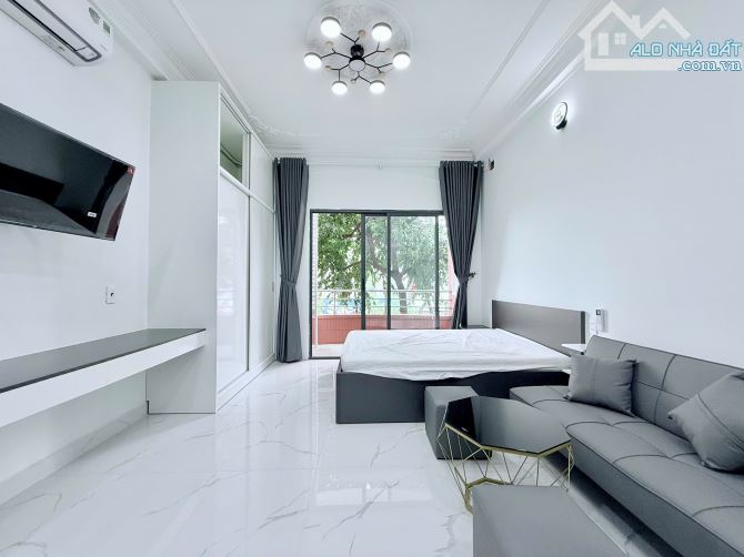 Căn hộ ban công 35m2 quận 4 gần công viên khánh hội cầu ông lãnh