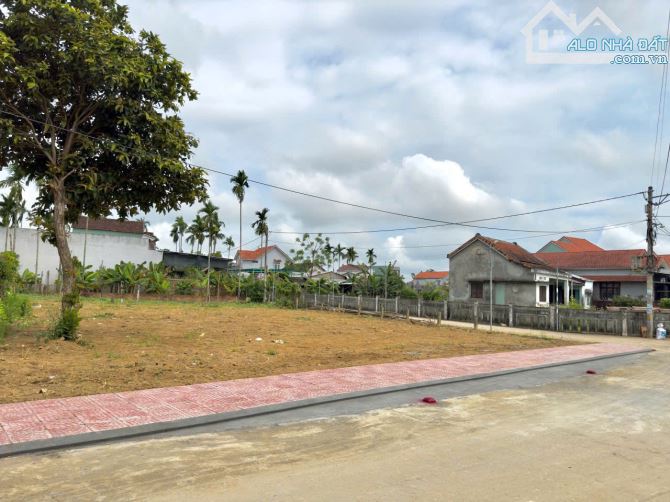 ĐẤT GÓC 2 MẶT TIỀN – TRUNG TÂM HÒA VANG - GIÁ RẺ - 1 tỷ xx (chính chủ chưa qua đầu tư)