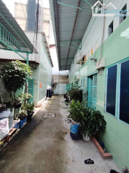 1200m2 đất có dãy trọ, sẵn 900m2 đất thổ cư cạnh Sadeco Phước Kiển