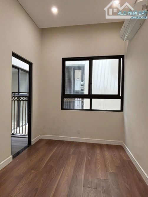 BÁN CĂN PENTHOUSE HẠNG SANG D’ El Dorado – VIEW TRỌN HỒ TÂY, CĂN HIẾM, SỔ ĐỎ LÂU DÀI