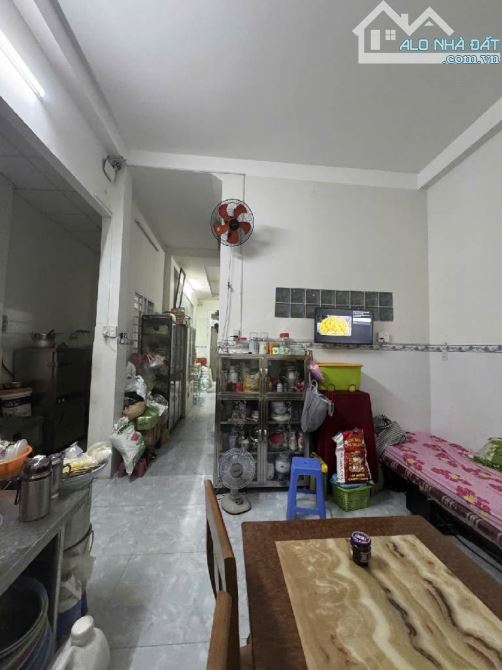 Chỉ 6.8 Tỷ - Nhà Mới 3 Tầng - 100M2- Ngang gần 6M- HXT Thông - Giáp Quận 6 - Hồ Học Lãm