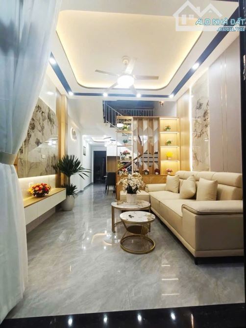 🏡 BÁN NHÀ ĐẸP 3 TẦNG NGUYỄN CHÁNH FULL NỘI THẤT – GẦN BIỂN NGUYỄN TẤT THÀNH - CHỈ 5,35 TỶ