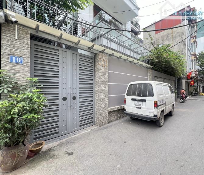 Biệt thự Nguyễn Ngọc Vũ quận Cầu Giấy 133m2 MT7m-3 Tầng 3 Thoáng Ô Tô Tránh Dừng Đỗ.