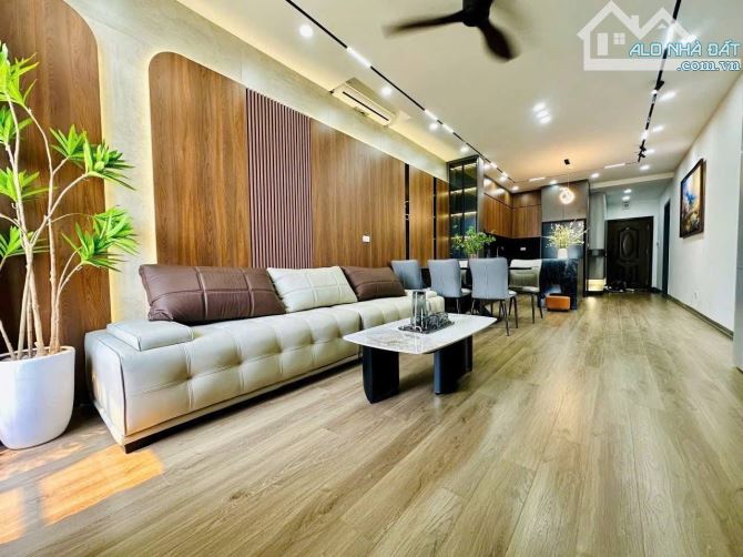 CẦN BÁN CĂN VIP VINACONEX21 QUANG TRUNG HÀ ĐÔNG  151m 4Ng 2VS 7,5tỷ FULL NỘI THẤT