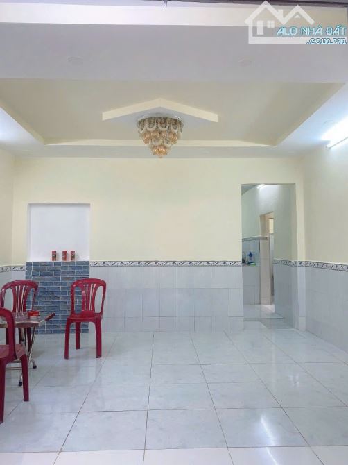 BÁN NHÀ SHR, ĐƯỜNG SONG HÀNH QUỐC LỘ 22, GẦN CHỢ ĐẦU MỐI, 5,4X8M