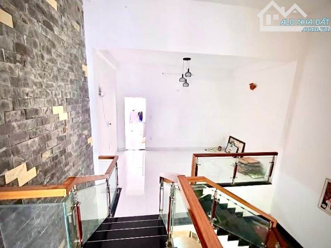 ✅ NHÀ ĐẸP 2 TẦNG MỚI XÂY – KIÊN CỐ 2 TẦNG – ĐƯỜNG 10,5M- HOÀ XUÂN  ✅