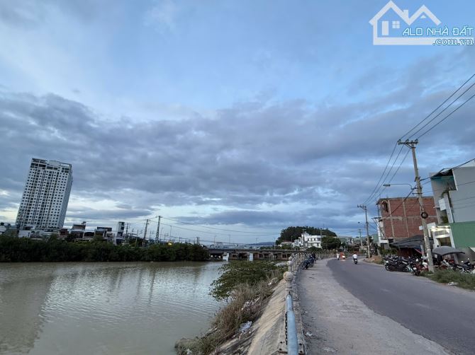 ✨ LÔ GÓC ĐẸP 2 MẶT TIỀN VIEW SÔNG – CẦU ĐÔI,