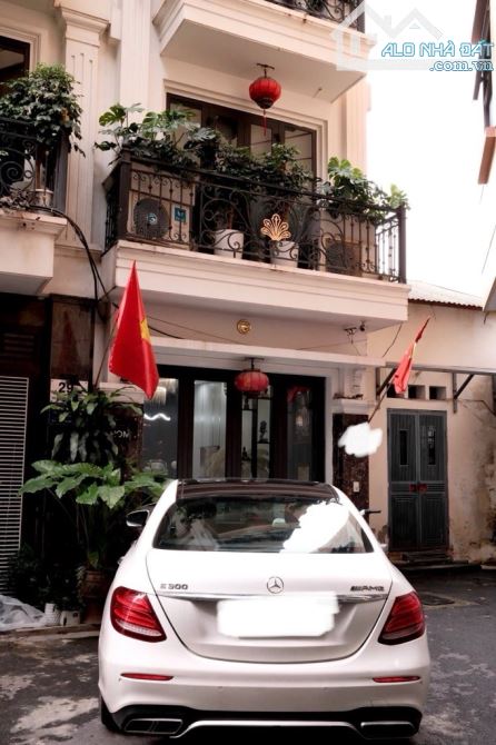 BÁ.N GẤP NHÀ ĐẸP NHƯ KHÁCH SẠN 5* PHỐ HOÀNG VĂN THÁI - Ô TÔ - THANG MÁY - 45M2, HƠN 14 TỶ