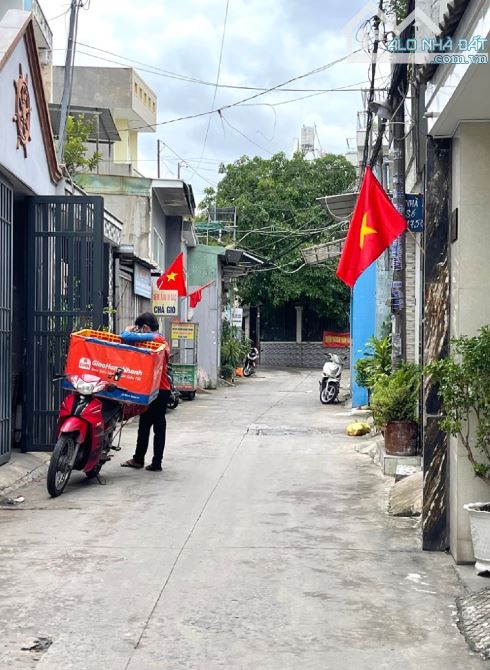 Bán nhà 4 tầng BTCT Song Hành – KDC An Sương – Nguyễn Văn Quá – Quận 12