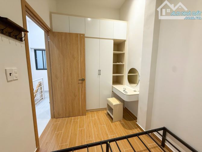 Nhà Full nội thất 1 Trệt 1 Lầu 4x11m 2 Phòng 2 wc hẻm số 7 Lương Đình Của Giá 16 Triệu